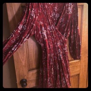 AE GORGEOUS wrap floral dress